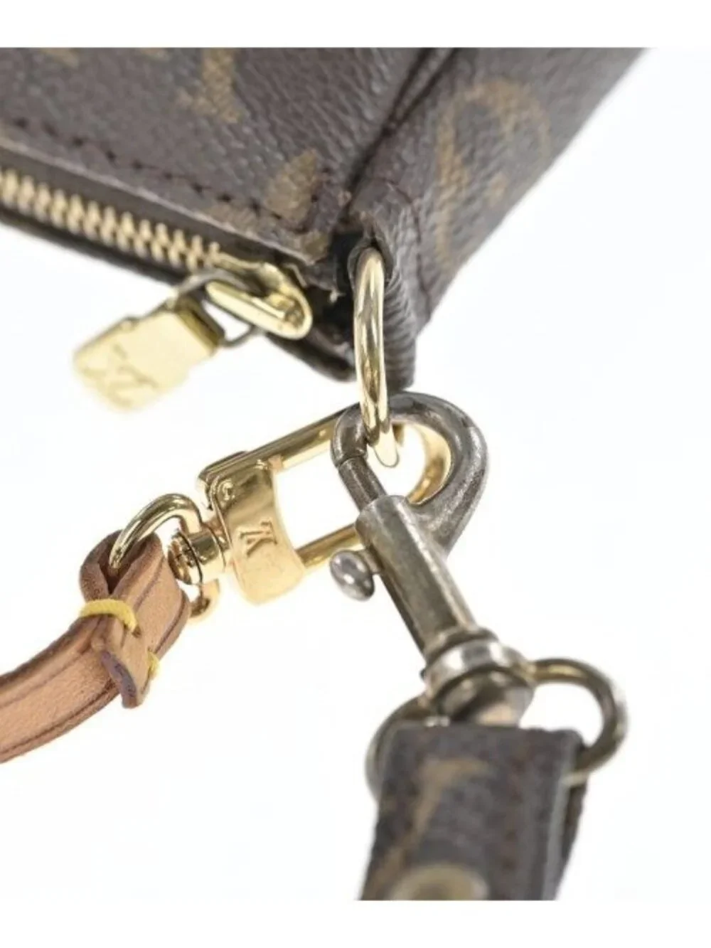 Louis Vuitton Pouch Brown
